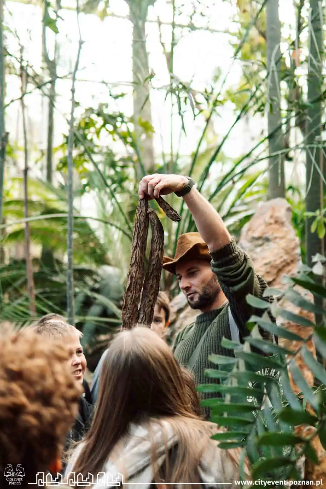 Survival w Palmiarni 2025 mob-15