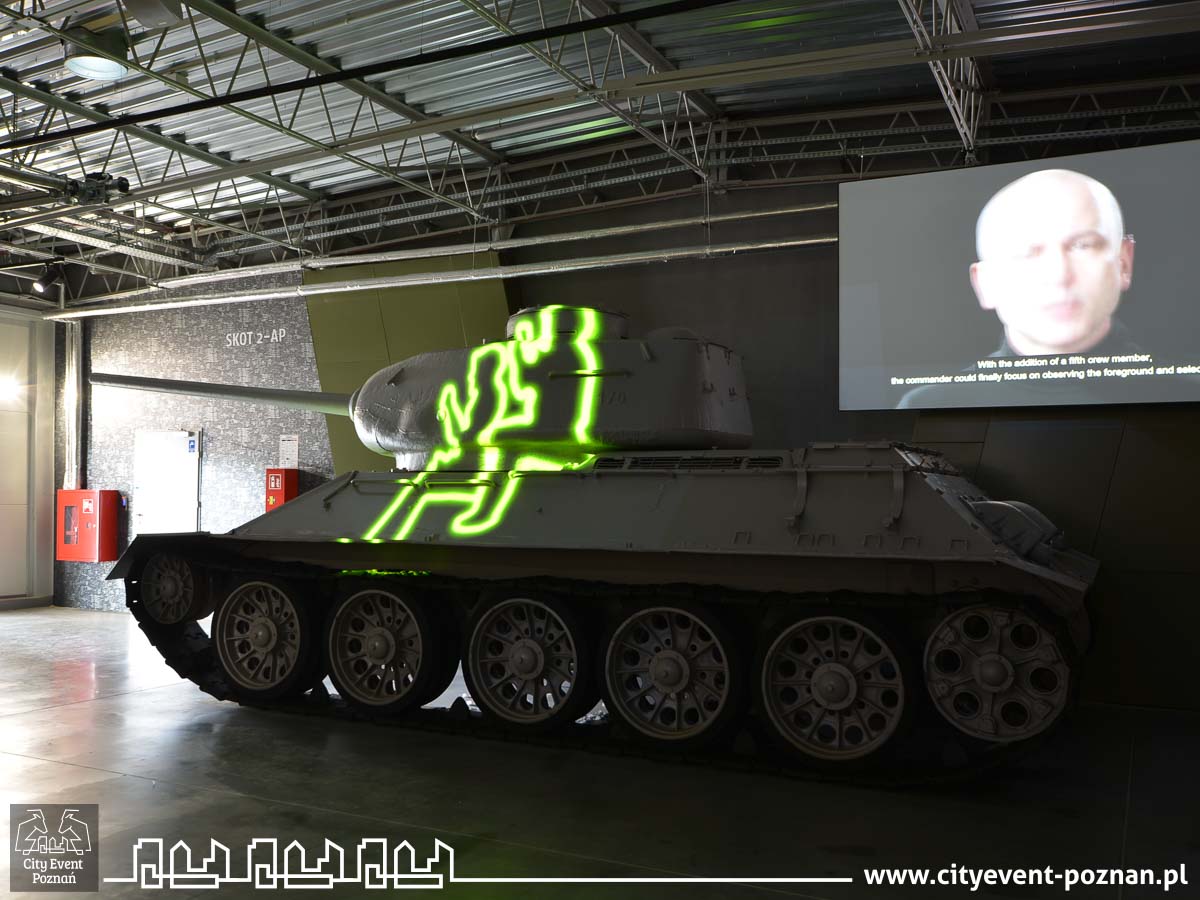 Muzeum-Broni-Pancernej-19