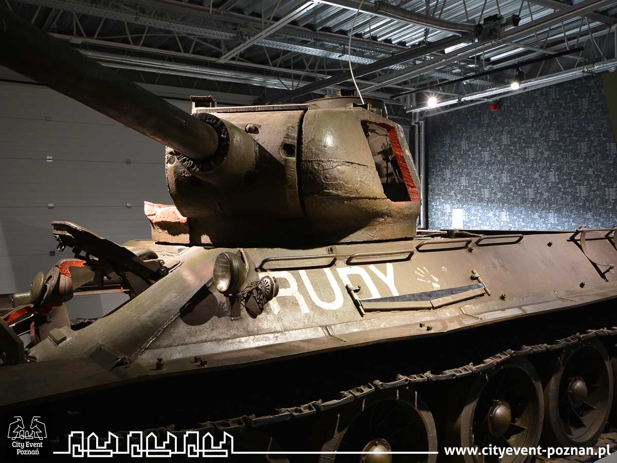 Muzeum-Broni-Pancernej-7